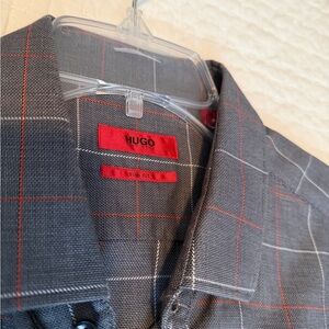 HUGO Charcoal Plaid Button-Up Shirt with Red Windowpane